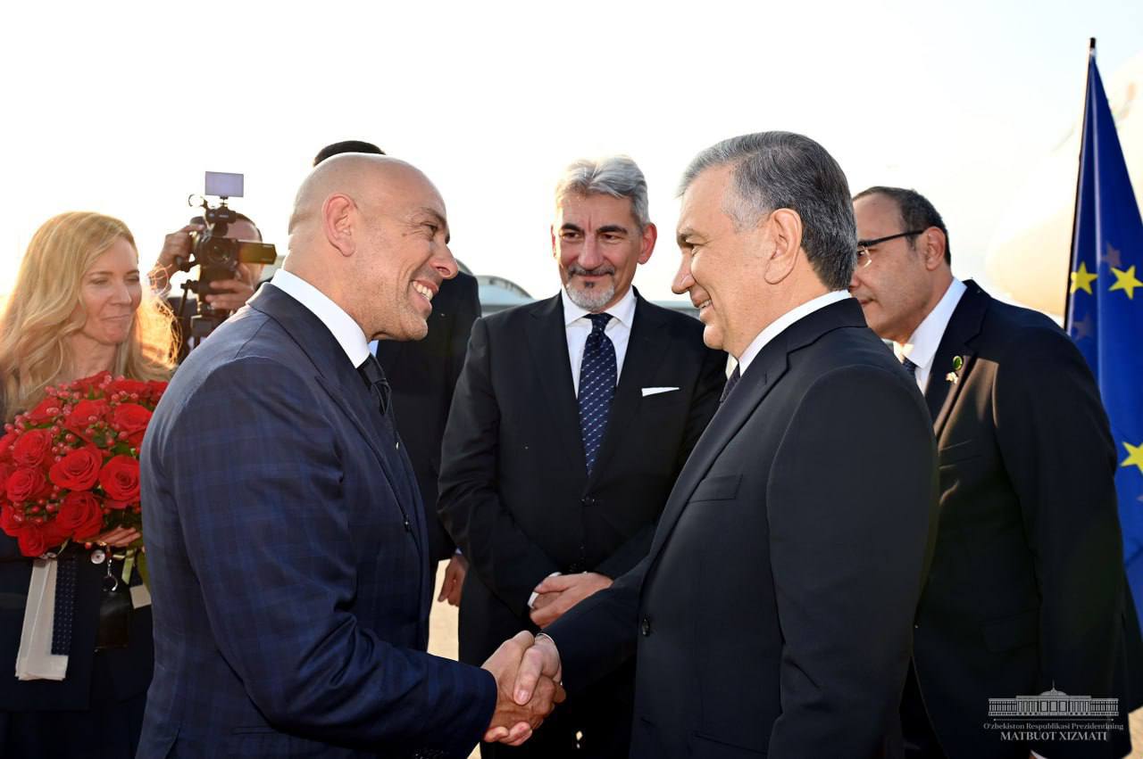 Президент Узбекистана прибыл в Милан