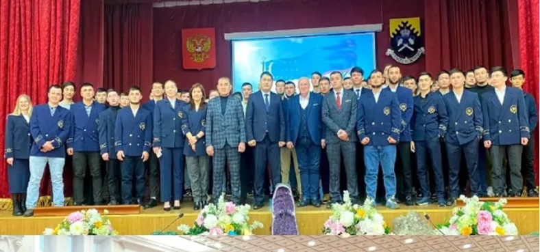 В российском городе Екатеринбурге состоялось образовательное мероприятие на тему «Молодежь нового Узбекистана и Третье Ренессанс»